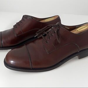 Salvatore Ferragamo Men’s Brown Leather Cap Toe Oxford Dress Shoes - U.S. Size 9